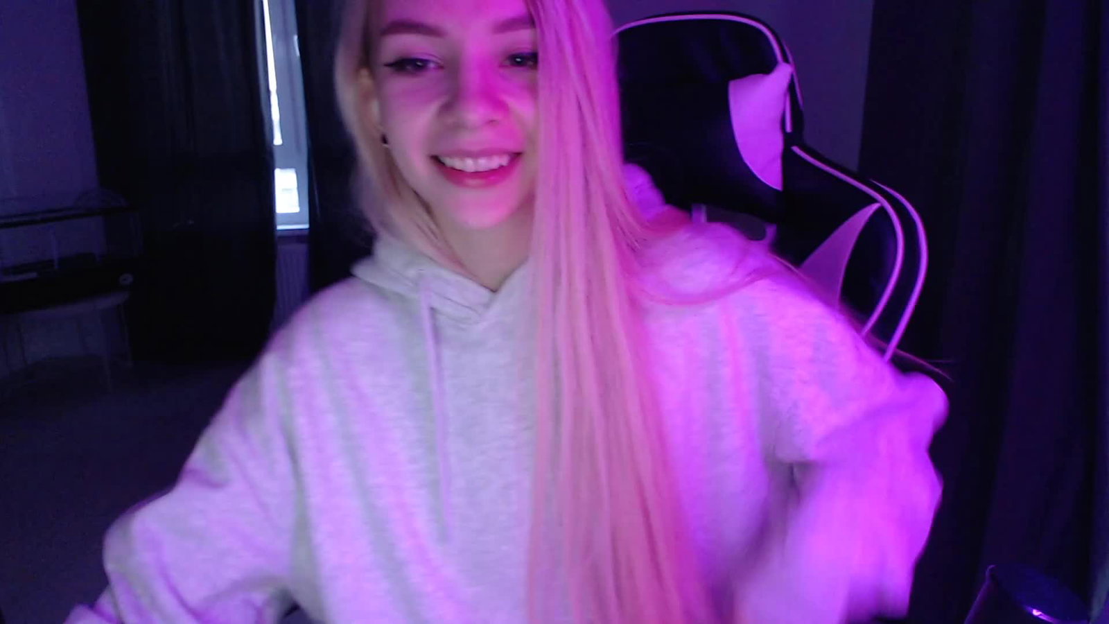 moonless_ Profile picture ~ LiveLivecamsrip