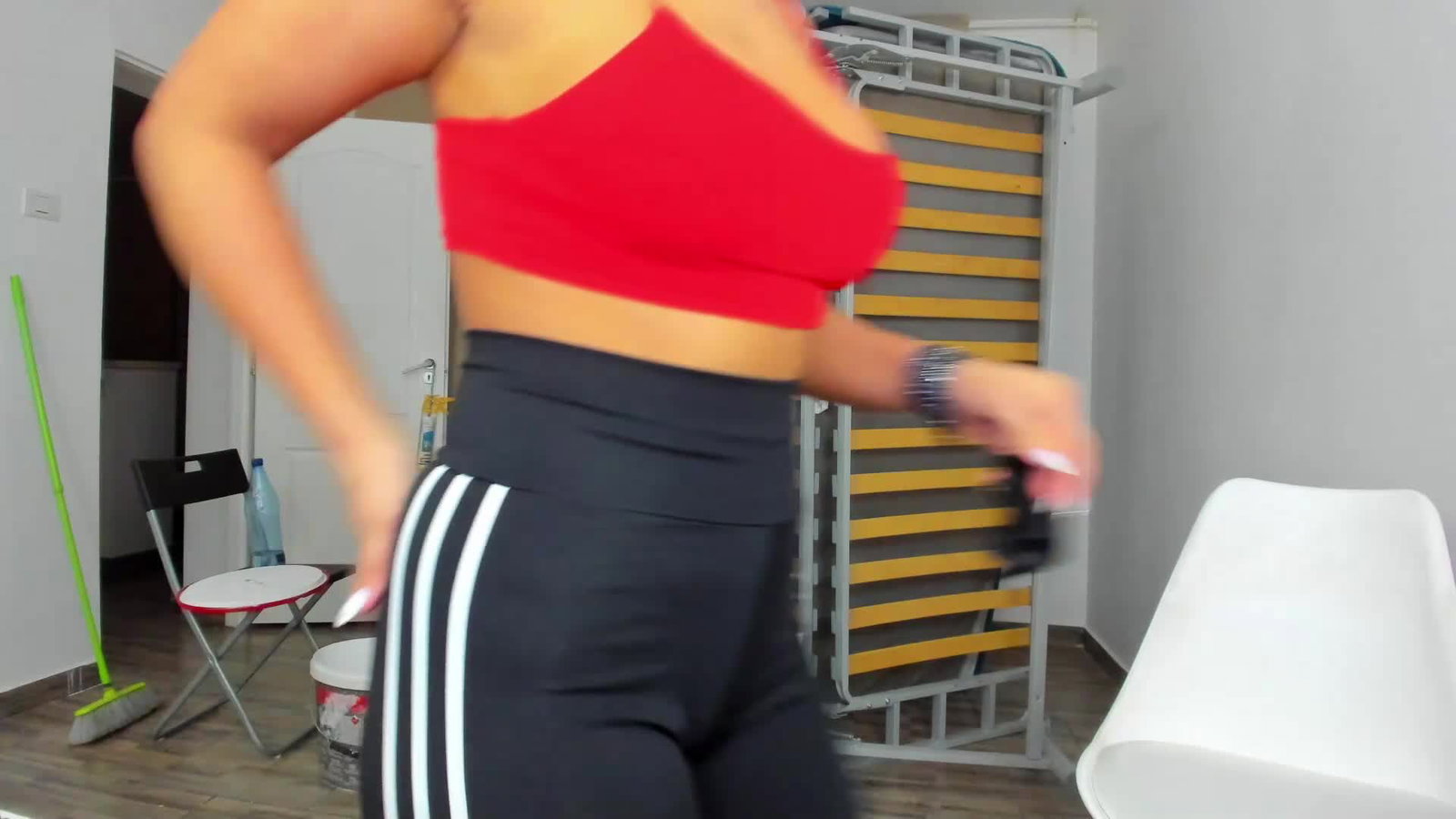 sarahadams Chaturbate recorded on 2021-11-06 17:02:00 - SheWasLive