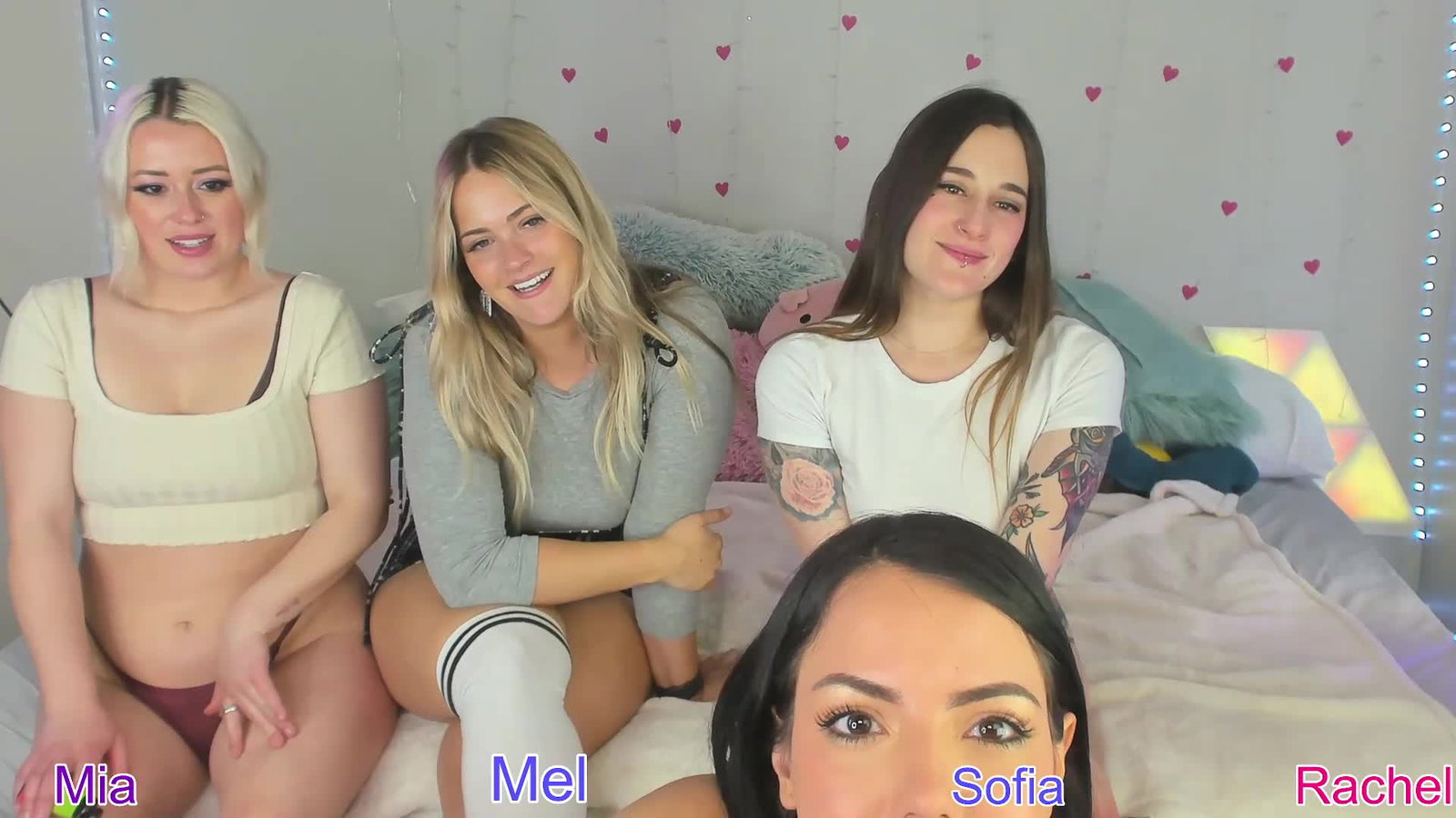 rach_rach Chaturbate recorded on 2022-03-31 23:53:00 - SheWasLive