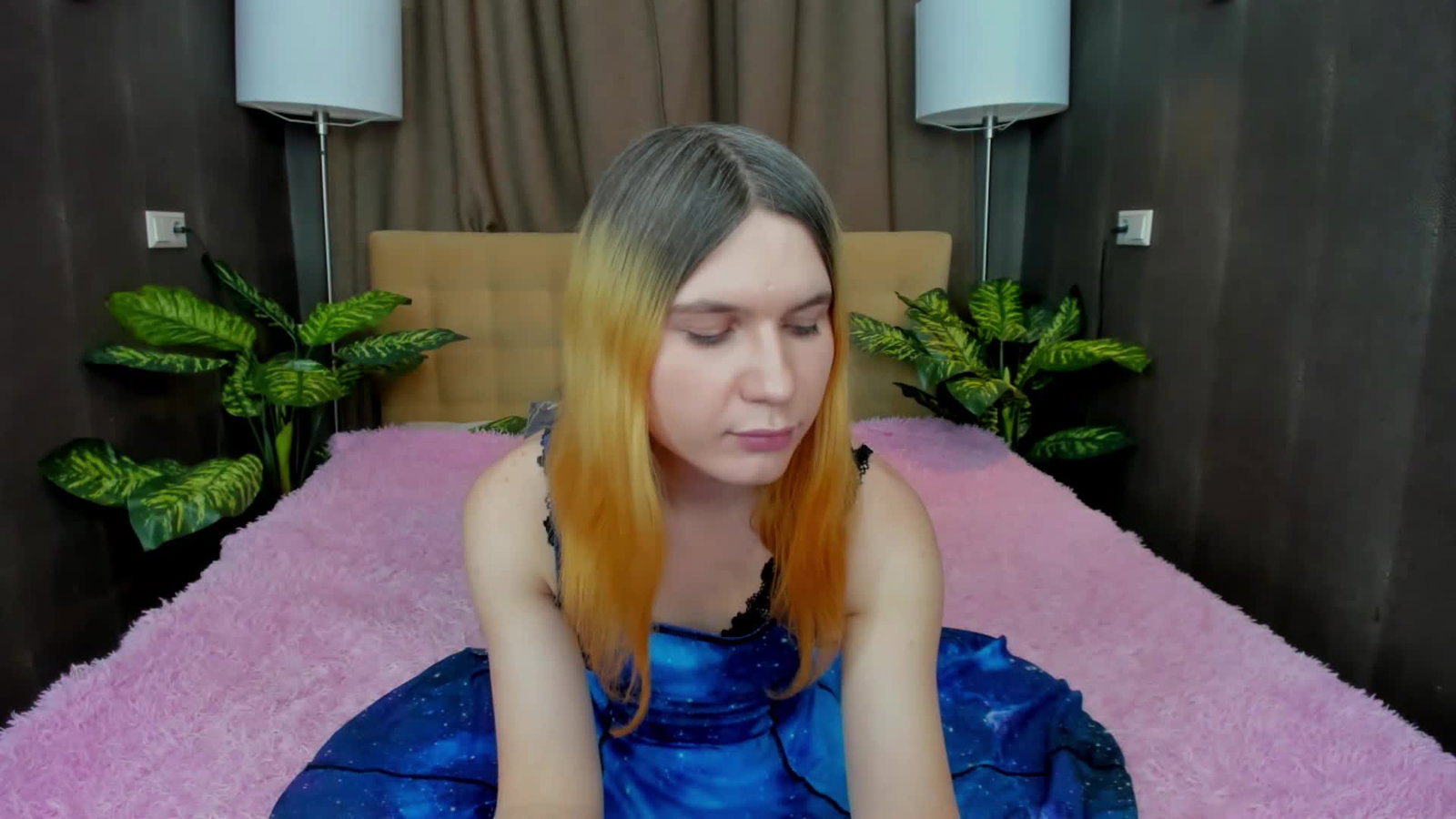 sabrinalee Stripchat recording at 2022-05-01 17:31:00