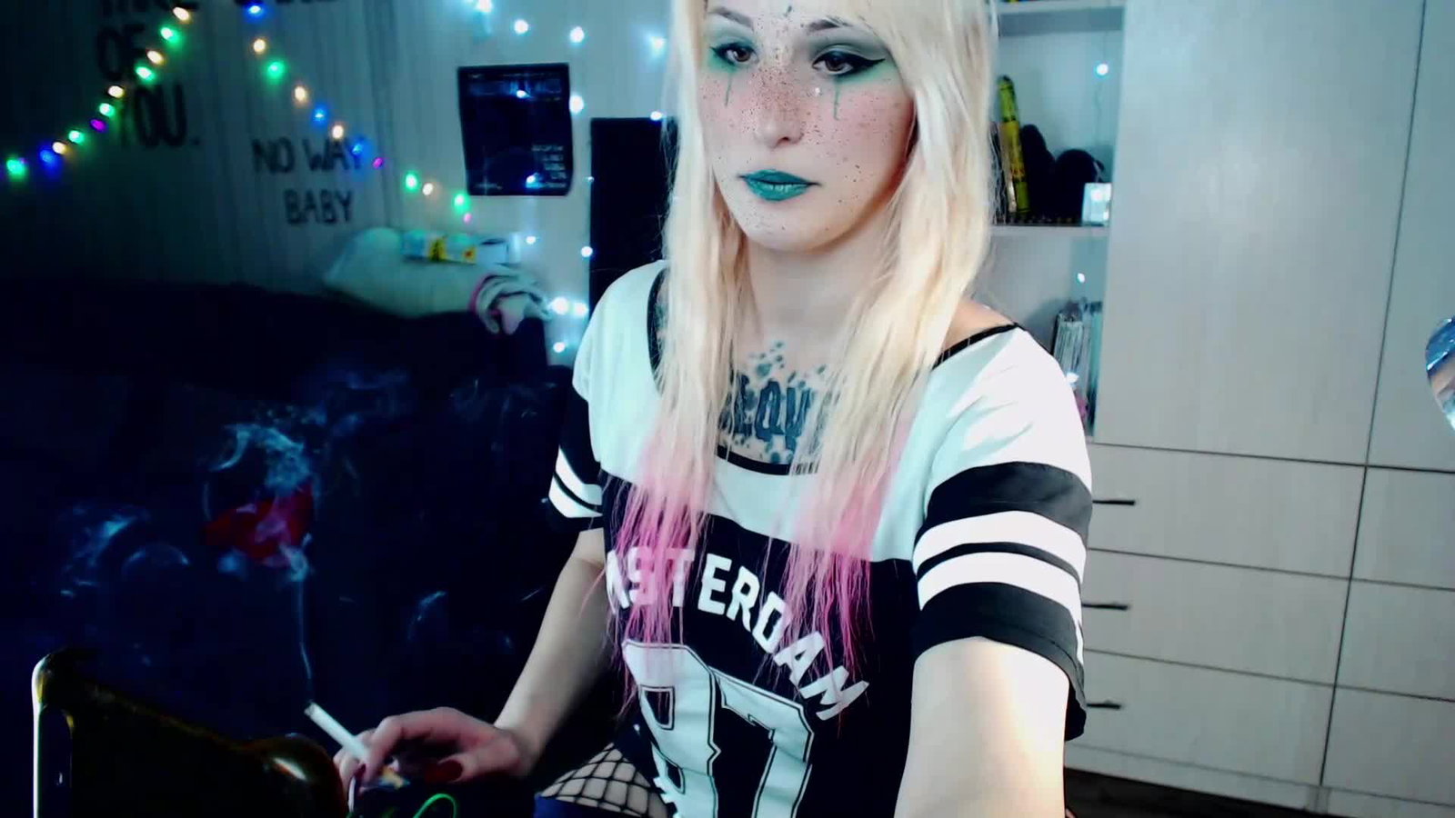terror_candy Chaturbate recording at 2022-05-22 22:26:00