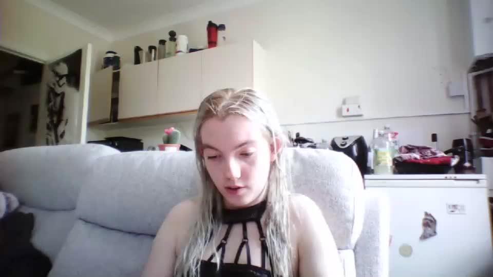 femboidan Chaturbate recording at 2022-06-20 10:41:00