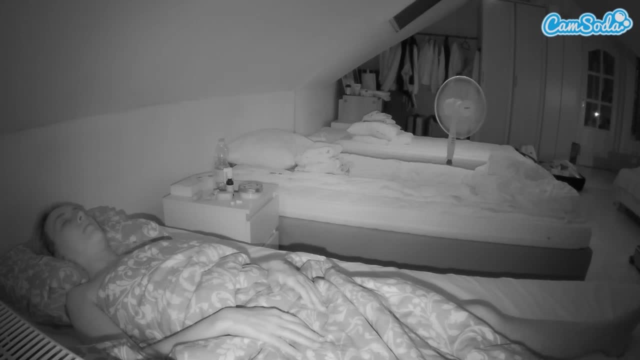 voyeurcam-julmodels-bed-4 Profile picture ~ LiveLivecamsrip