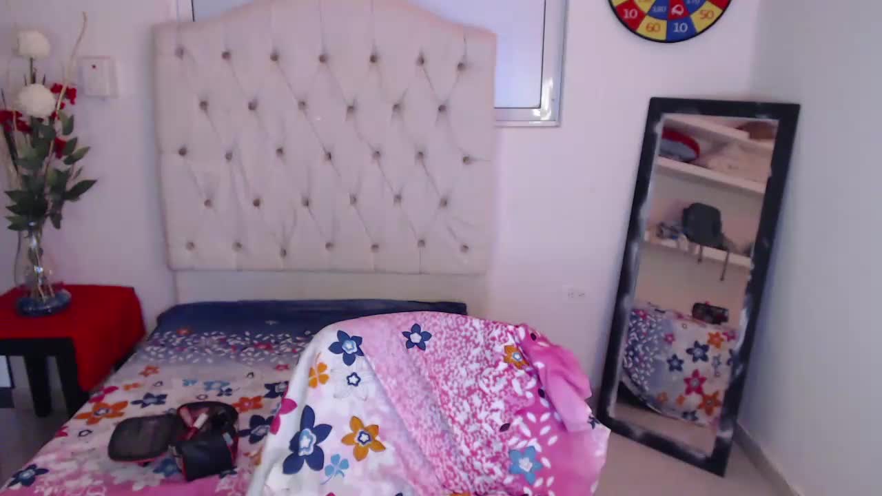 oriana_foxxx Chaturbate recording at 2022-07-14 14:56:00