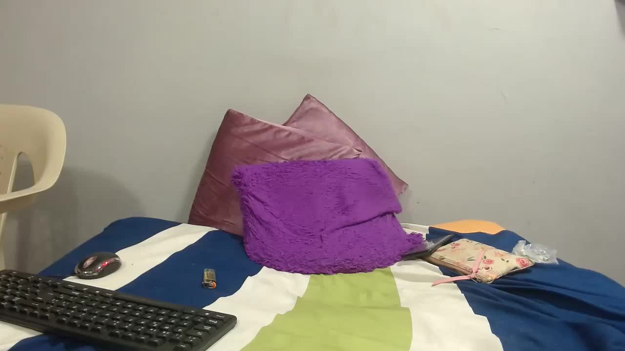 sexyparadisegine Chaturbate recording at 2022-07-24 14:24:00