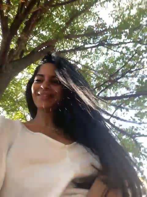 adelle Chaturbate recorded on 2022-08-05 13:44:00 - SheWasLive