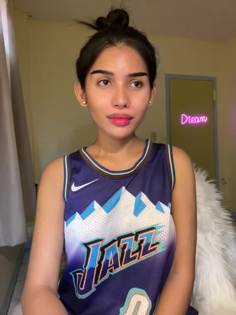 sharmohta Stripchat recording at 2022-08-10 05:14:00
