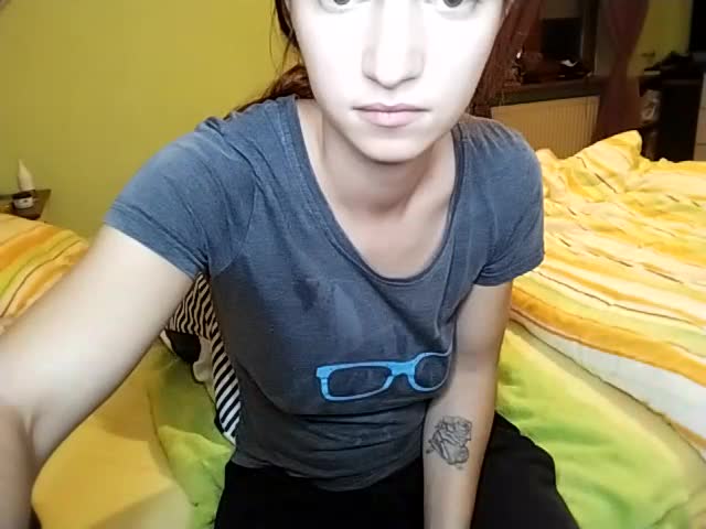 geile-luna Stripchat recorded on 2022-08-15 20:28:00 - SheWasLive