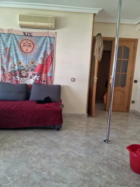 goldenlace Stripchat recording at 2022-08-21 11:05:00