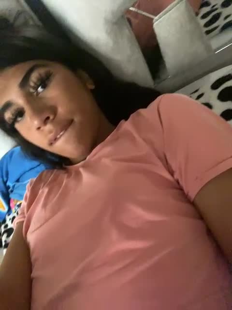 shirly_russxx Chaturbate recording at 2022-09-12 21:11:00