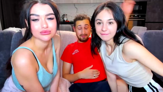 mary_marlow Chaturbate recorded on 2022-12-17 21:00:25 - SheWasLive