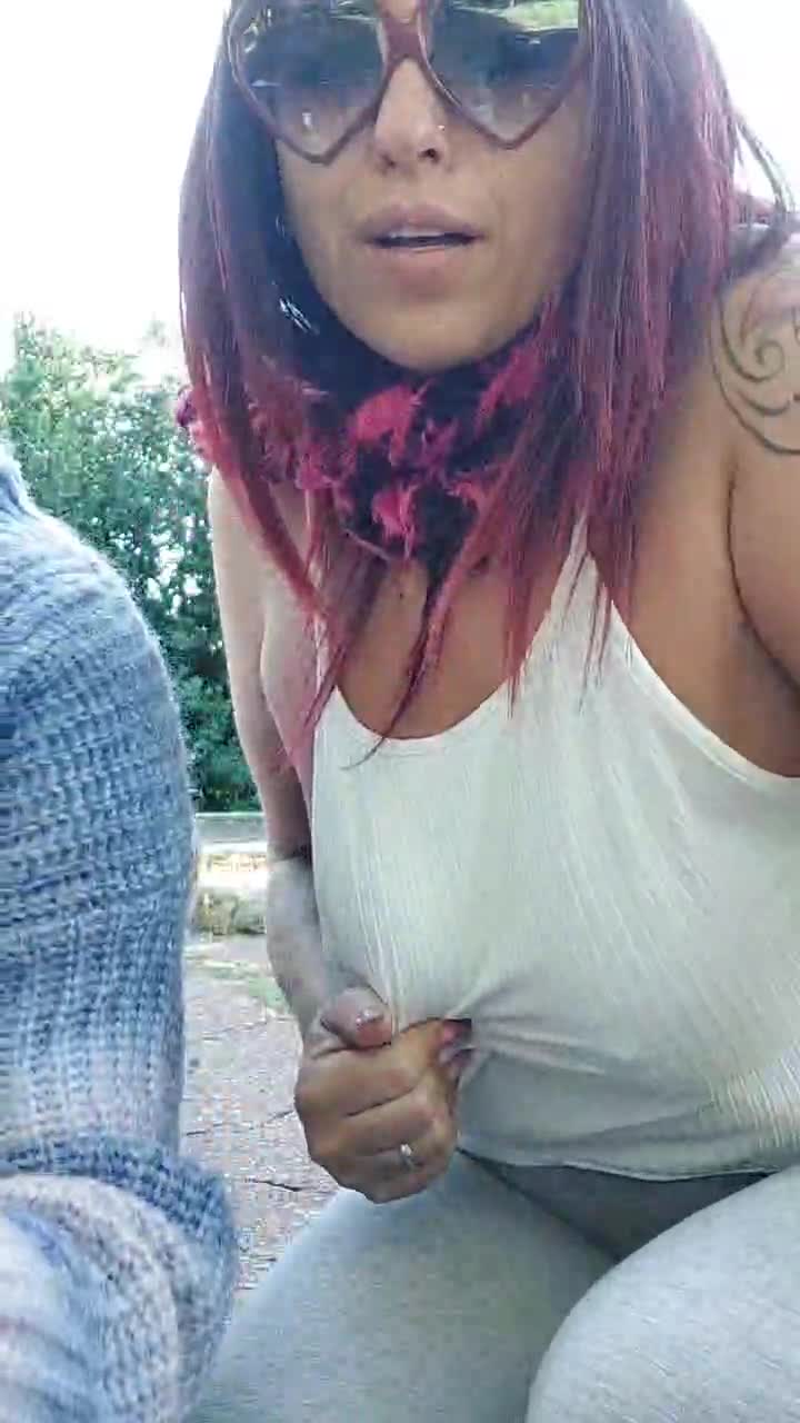allyson22andy Stripchat recording at 2023-01-12 05:45:00