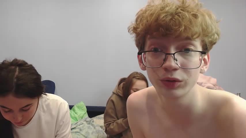 citrinn228 Chaturbate recording at 2023-01-22 20:54:32