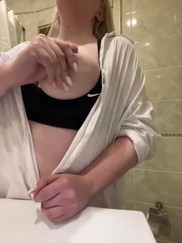 -sonya699- Chaturbate recording at 2023-01-24 05:45:00