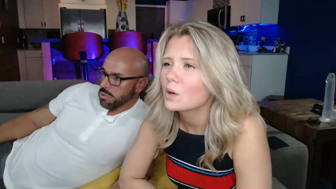 sexualcouple4820 Chaturbate recording at 2023-04-29 08:38:00