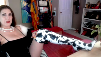 dommetomorrow Chaturbate recording at 2023-07-06 04:55:00