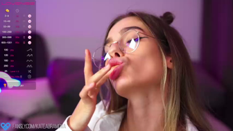 whitebanny Chaturbate recording at 2023-07-08 22:15:00