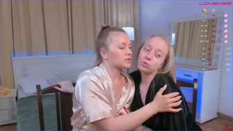 louisemarians Stripchat recording at 2023-07-09 12:27:00