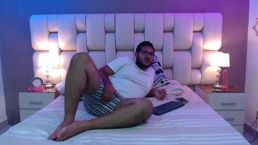 we_n_you Chaturbate recording at 2023-07-24 16:58:00