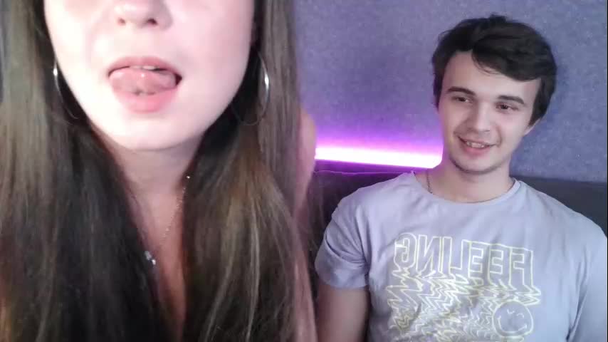 sexmoon11 Chaturbate recording at 2023-08-01 18:13:00