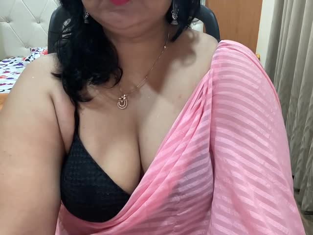 sowmya-doll Stripchat recorded on 2023-08-08 20:48:00 - SheWasLive