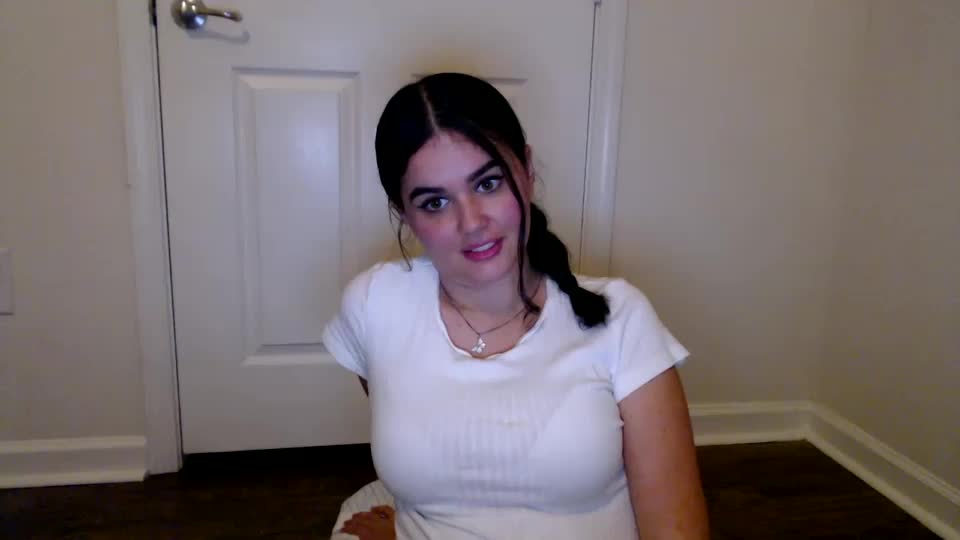 gia_is_horny Chaturbate recording at 2023-08-16 07:20:00