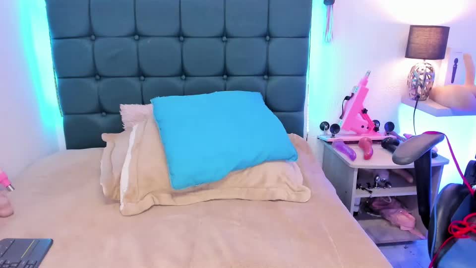 melani_xc Chaturbate recording at 2023-08-23 21:09:00