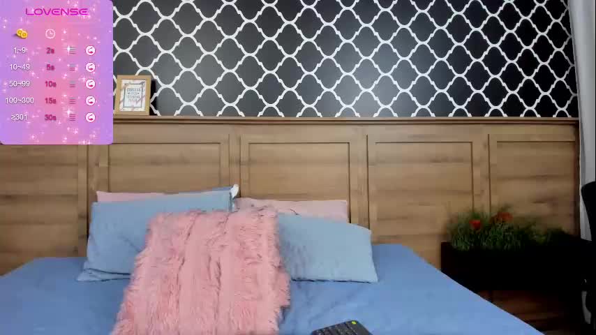 valesantodomingo Chaturbate recording at 2023-08-24 02:36:00