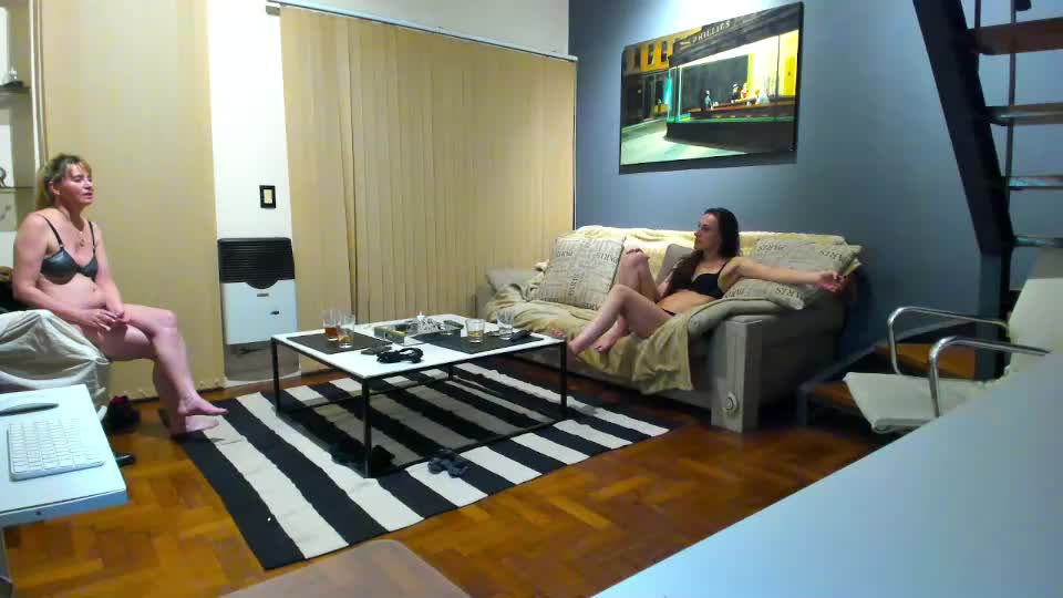 monikfree Chaturbate recording at 2023-08-27 06:32:00