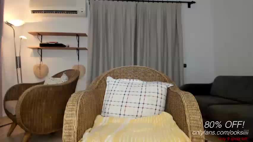 ooksiiii Bongacams recording at 2023-08-27 03:18:00