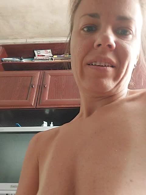 Kissaam Bongacams recording at 2023-08-28 11:50:00