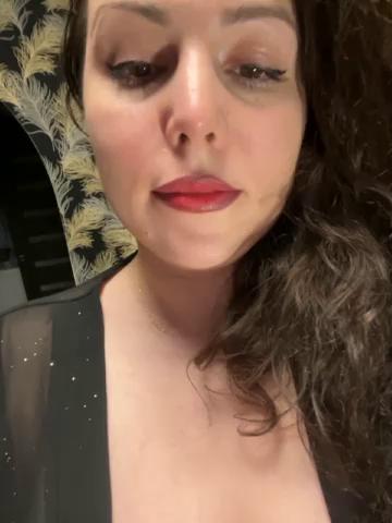 unearthly26 Profile picture ~ LiveLivecamsrip