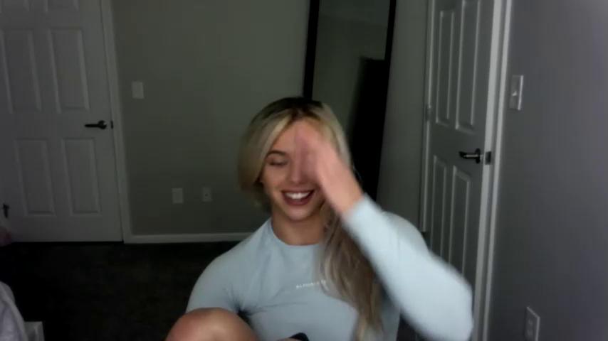 gracieparker Chaturbate recording at 2023-12-03 00:00:00