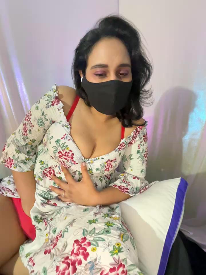 LuscousPussy Stripchat recording at 2023-12-15 00:00:00