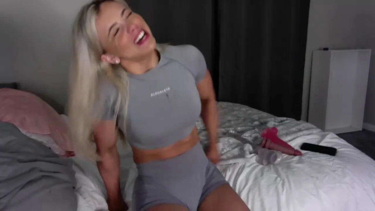 gracieparker Chaturbate recording at 2024-01-20 00:00:00
