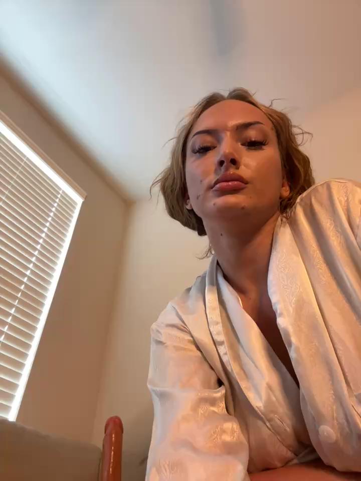 Anaruru222 Stripchat recording at 2024-06-08 00:00:00