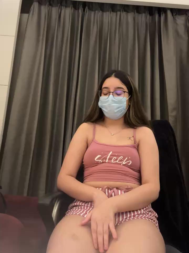 jAsMinE678 Stripchat recording at 2024-08-22 00:00:00