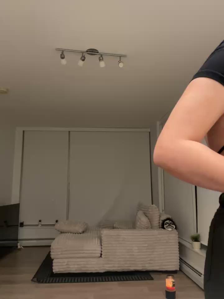 jAsMinE678 Stripchat recording at 2024-11-24 00:00:00