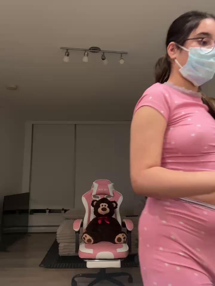 jAsMinE678 Stripchat recording at 2024-12-17 00:00:00