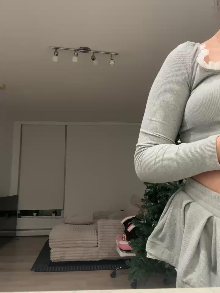 jAsMinE678 Stripchat recording at 2025-01-19 00:00:00