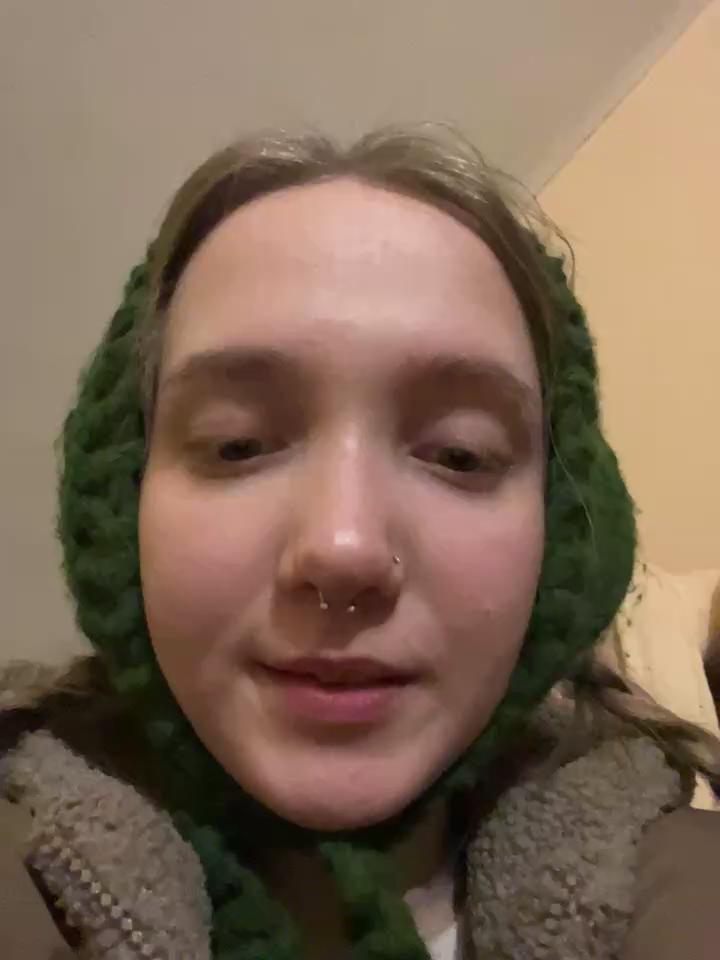 bambi_lu Stripchat recording at 2025-04-05 00:00:00