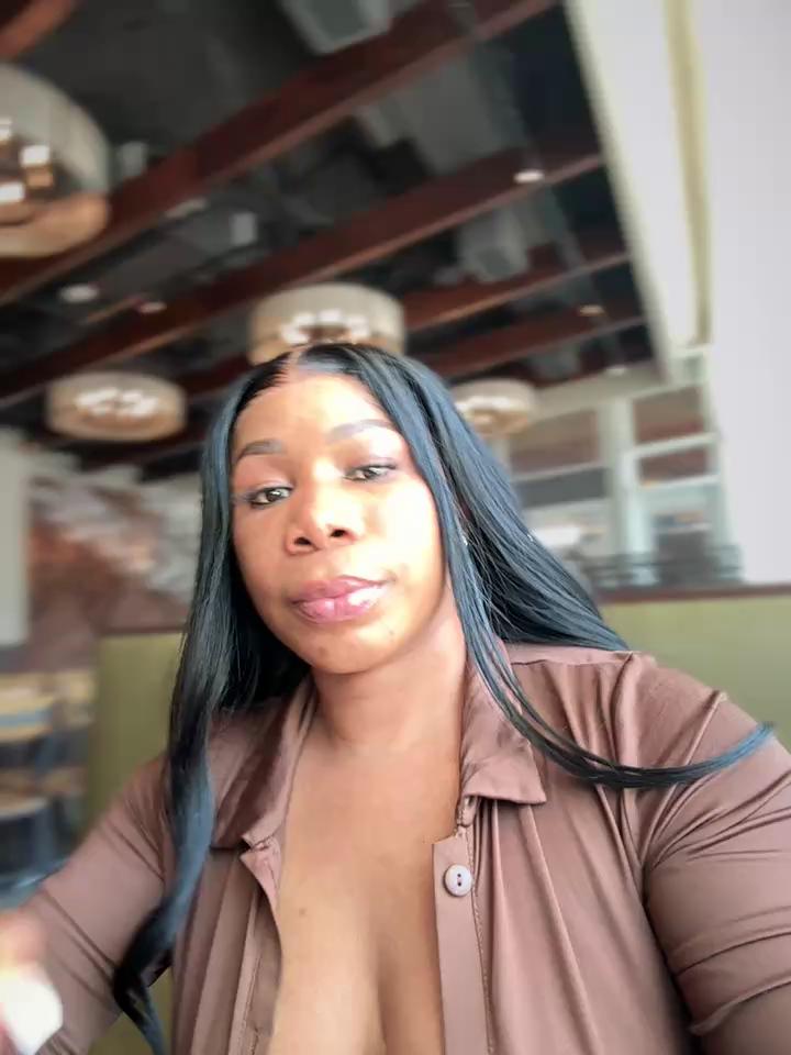Belle___ stripchat