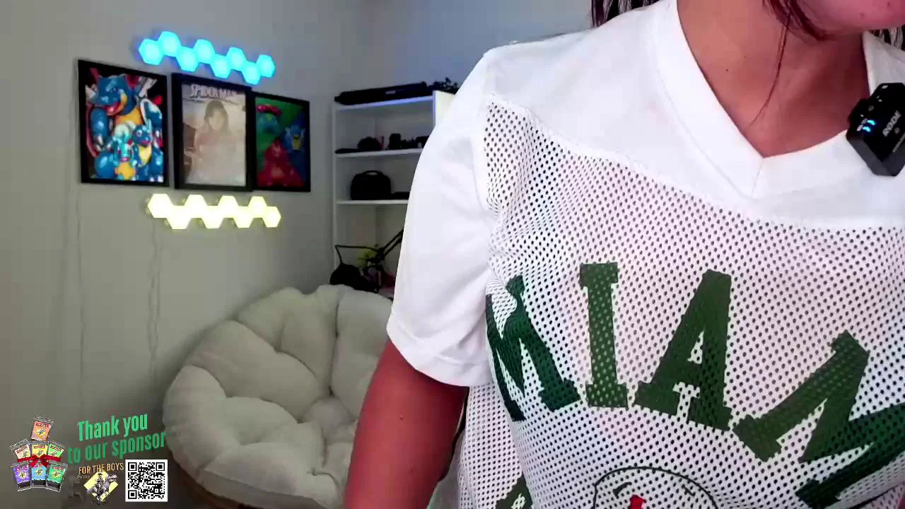emilyjoneschat Chaturbate recording at 2025-04-24 00:00:00