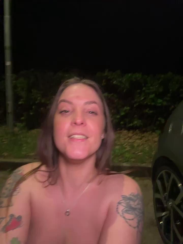 LiliMorganxxx Stripchat recording at 2025-04-24 00:00:00