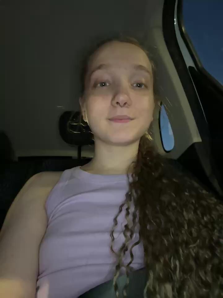 bambi_lu Stripchat recording at 2025-06-14 00:00:00