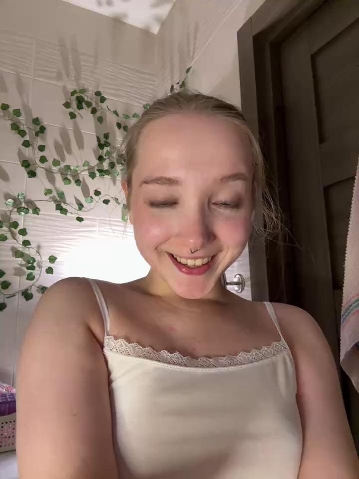 bambi_lu Stripchat recording at 2025-06-26 00:00:00