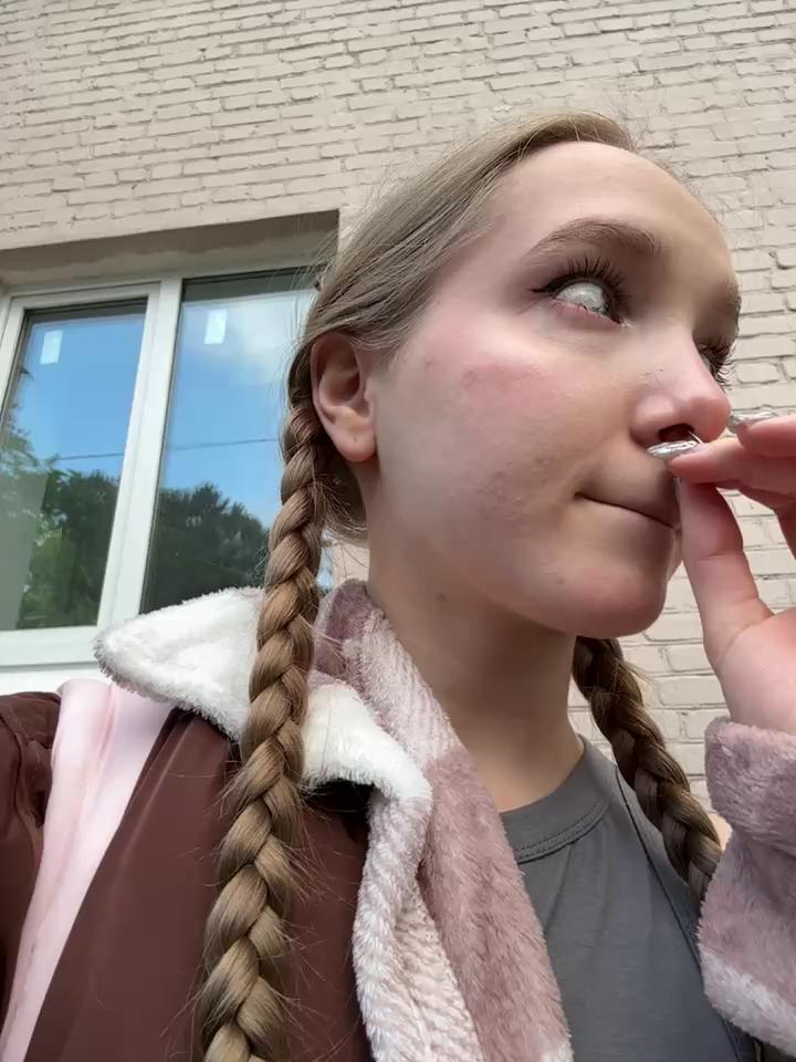 bambi_lu Profile ~ camsrip