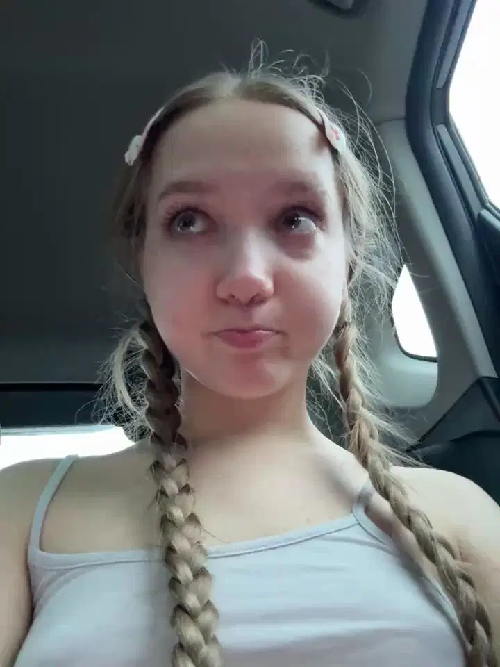 bambi_lu Stripchat recording at 2025-07-06 00:00:00