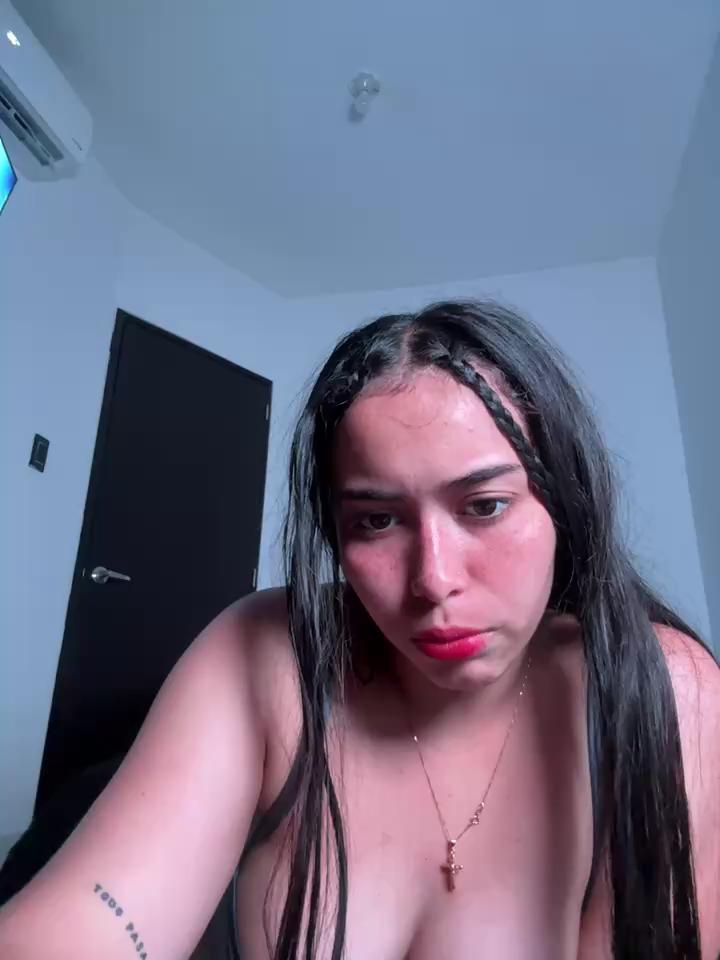 SophieRoyals Stripchat recording at 2025-08-09 00:00:00
