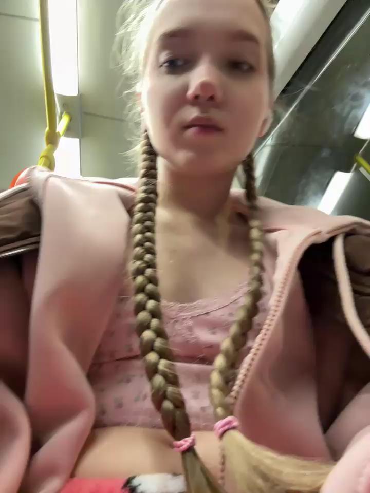bambi_lu Stripchat recording at 2025-09-03 00:00:00
